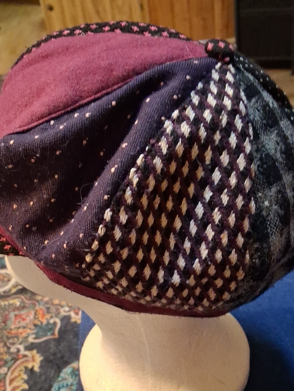 Women’s Patchwork Newsboy Cap in Plum and Black - Picture 4 of 6